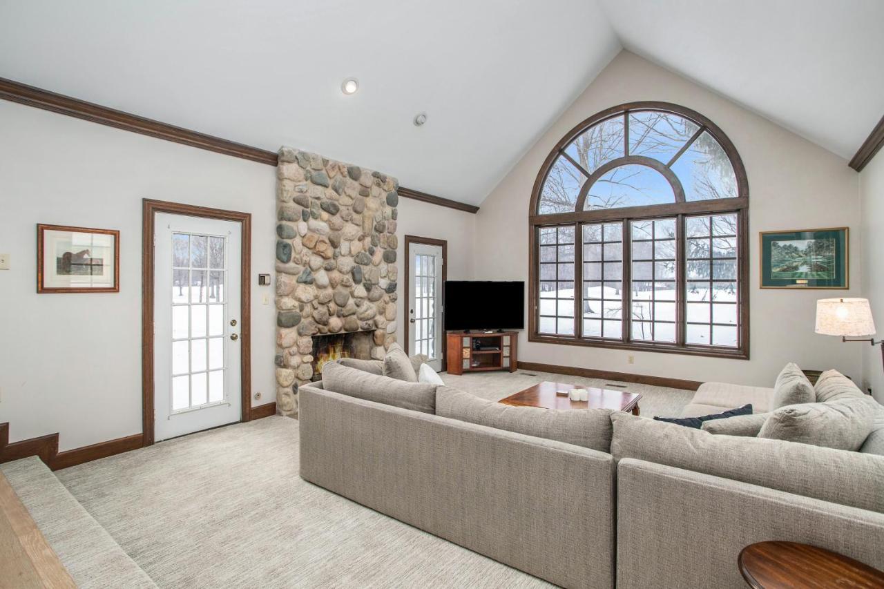 Point O' Woods Villa Benton Harbor Eksteriør bilde