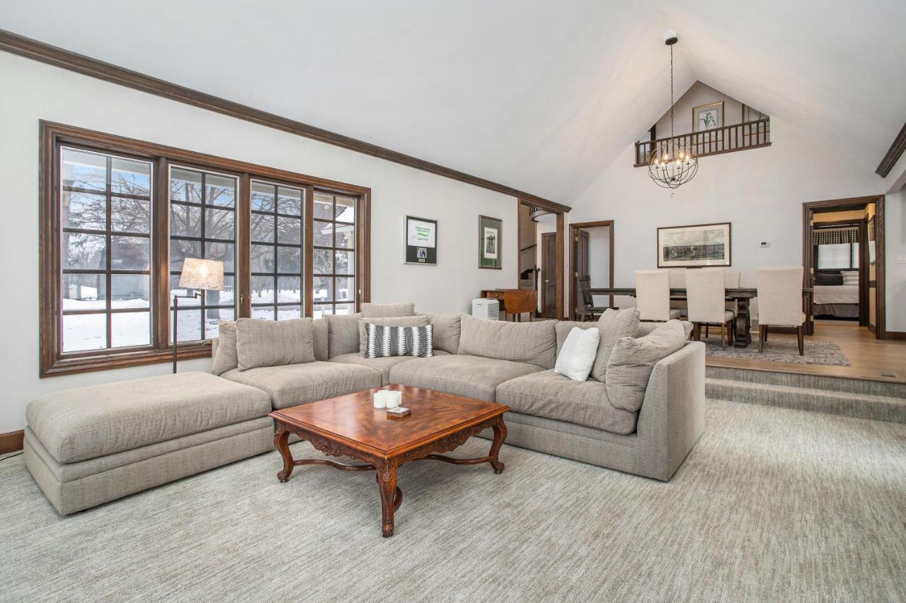 Point O' Woods Villa Benton Harbor Eksteriør bilde