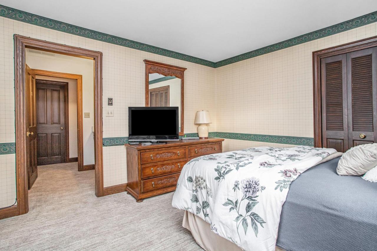 Point O' Woods Villa Benton Harbor Eksteriør bilde