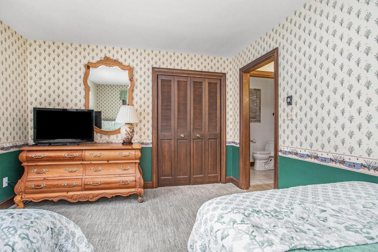 Point O' Woods Villa Benton Harbor Eksteriør bilde